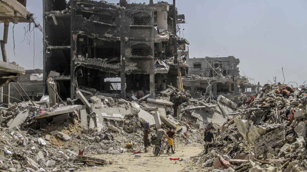 Edificios destru&iacute;dos en Jabalia o 3 de xu&ntilde;o de 2024. (Foto: Europa Press / Contacto / Mahmoud Zaki).