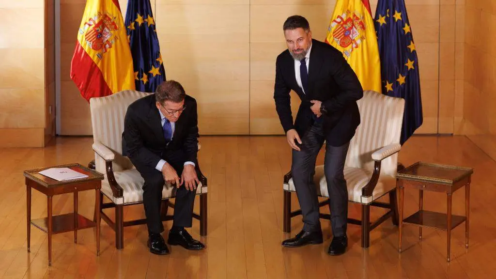 Alberto N&uacute;&ntilde;ez Feix&oacute;o e Santiago Abascal (Foto: Eduardo Parra / Europa Press).