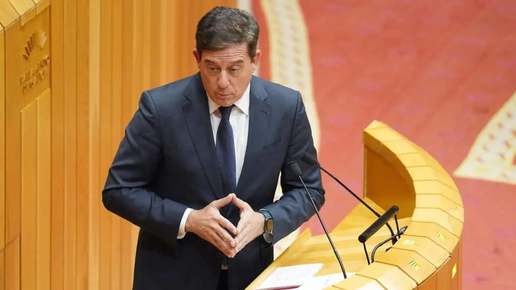 Jos&eacute; Ram&oacute;n G&oacute;mez Besteiro este 8 de outubro no Parlamento da Galiza. (Foto: &Aacute;lvaro ballesteros / Europa Press)