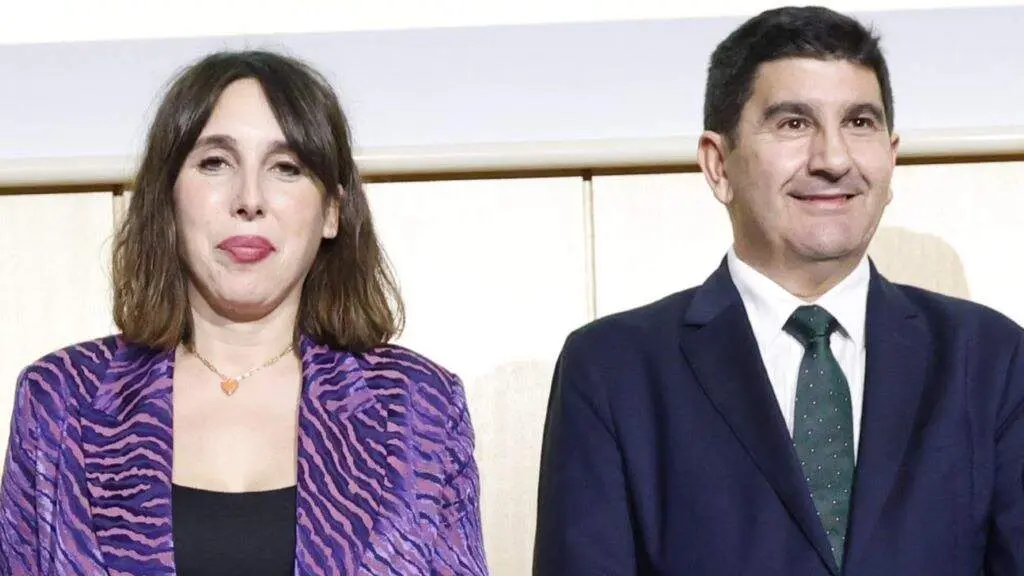 Mar&iacute;a Jes&uacute;s Lourenz&aacute; e Pedro Branco, esta sext feira, en Ferrol. (Foto: Asime)