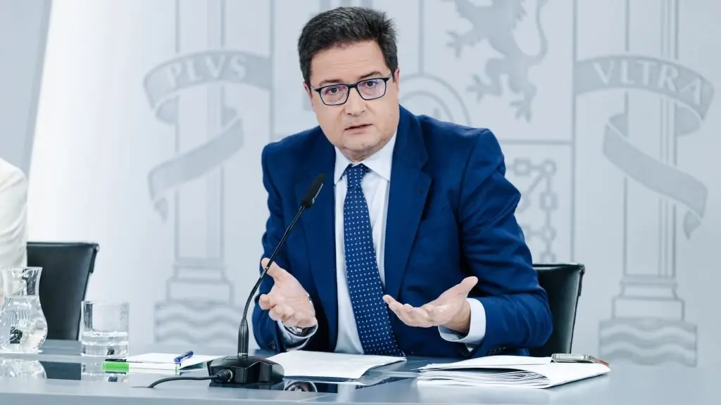 O ministro para a Transformaci&oacute;n Dixital e da Funci&oacute;n P&uacute;blica, &Oacute;scar L&oacute;pez. (Foto: Carlos Luj&aacute;n / Europa Press)