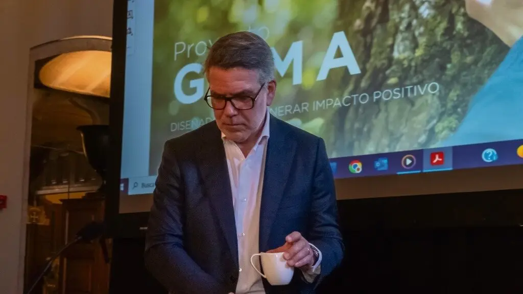 O CEO da multinacional lusa Altri, Jos&eacute; Soares de Pina, nun acto decorrido en Compostela. (Foto: Arxina)