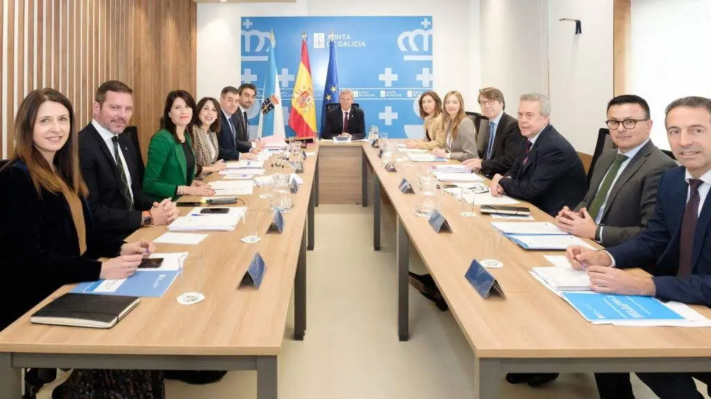 Alfonso Rueda presidiu a reuni&oacute;n do Consello da Xunta decorrido en Ferrol o pasado 24 de marzo. (Foto: David Cabez&oacute;n / Xunta da Galiza)