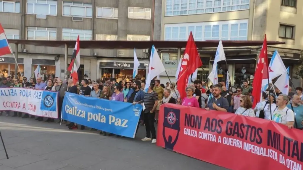 Concentraci&oacute;n de Galiza pola Paz decorrida o pasado 9 de abril. (Foto: N&oacute;s Diario)