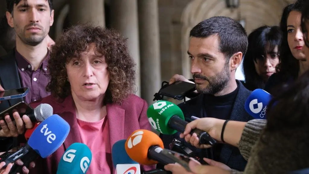 Goretti Sanmart&iacute;n e Pablo Bustinduy, esta sexta feira. (Foto: Arxina)