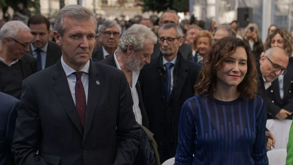 Alfonso Rueda e Isabel D&iacute;az Ayuso, o pasado mes de outubro. (Foto: Elena Fern&aacute;ndez / Europa Press)