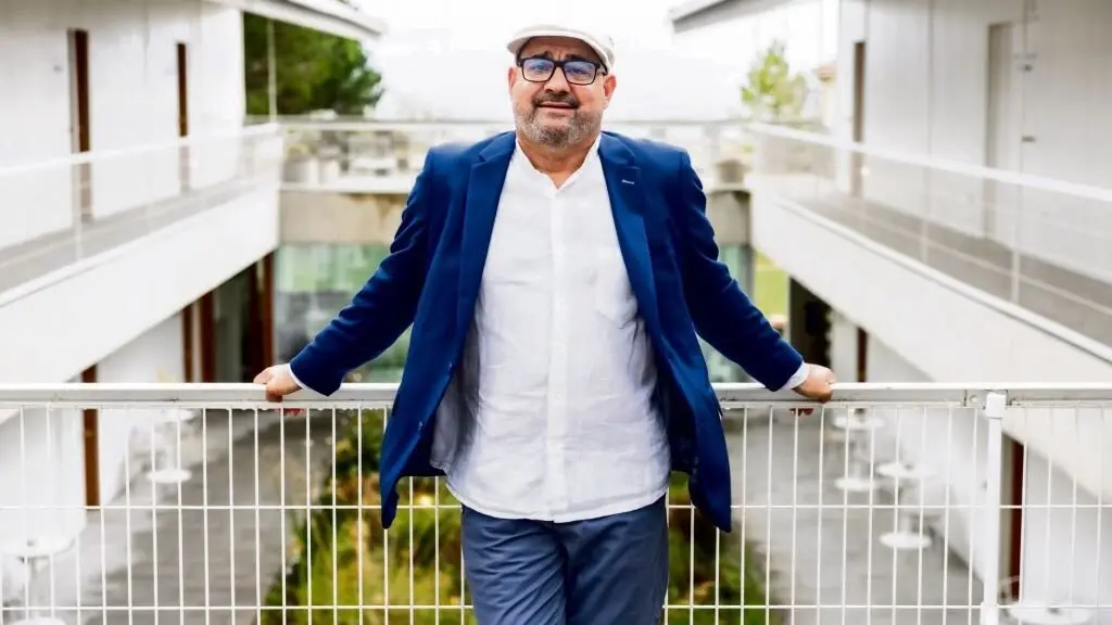 O creador do Hotel Literario Bela Fisterra, Pepe Formoso. (Foto: Cedida)