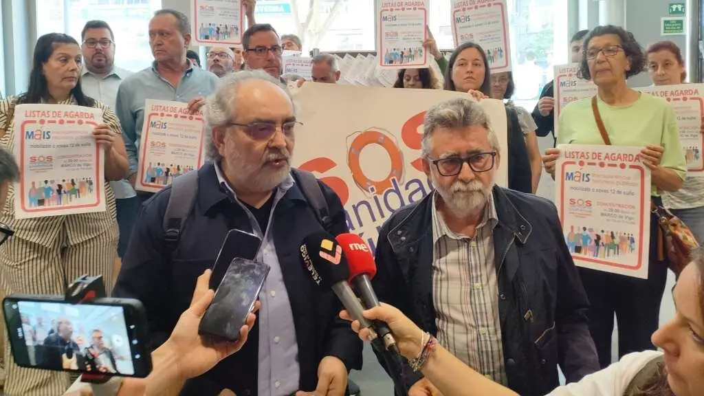 Manuel Gonz&aacute;lez Moreira e Jes&uacute;s Ara&uacute;jo en Vigo, o 28 de maio. (Foto: Europa Press)