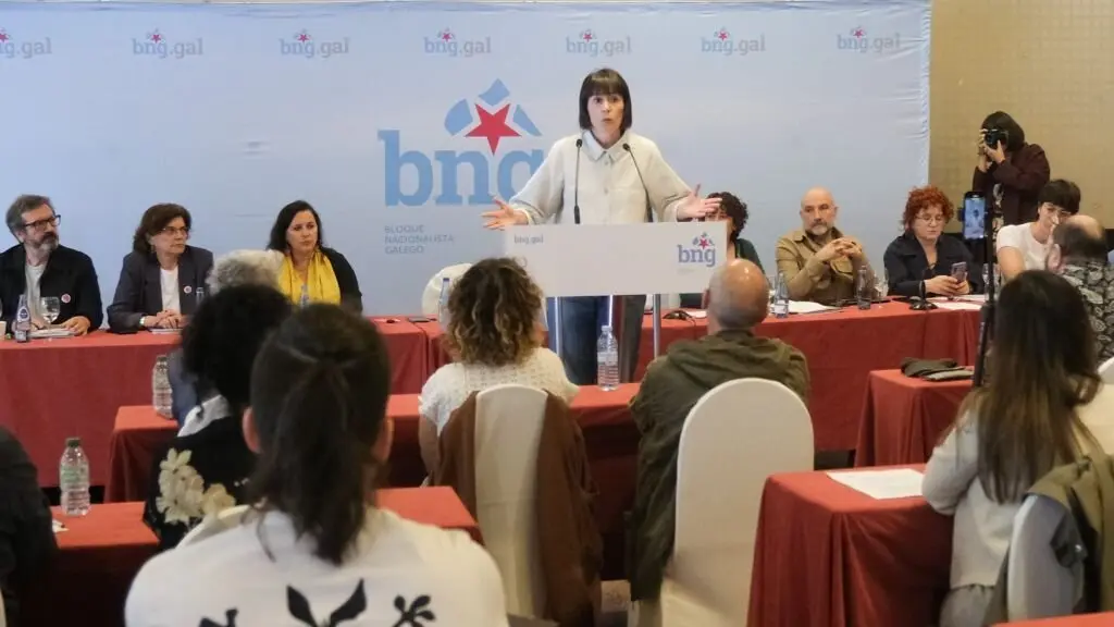 Intervenci&oacute;n de Ana Pont&oacute;n no Consello Nacional do BNG deste s&aacute;bado 7 de xu&ntilde;o. (Foto: Arxina)