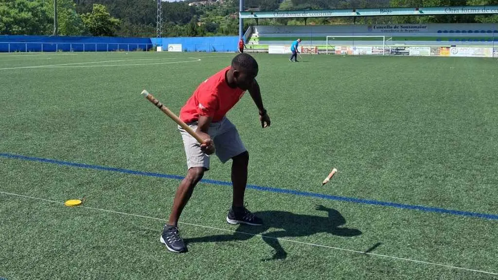 Yahaya Diaby, de Mal&iacute;, debutou con Corredoiras esta fin de semana. (LGB)