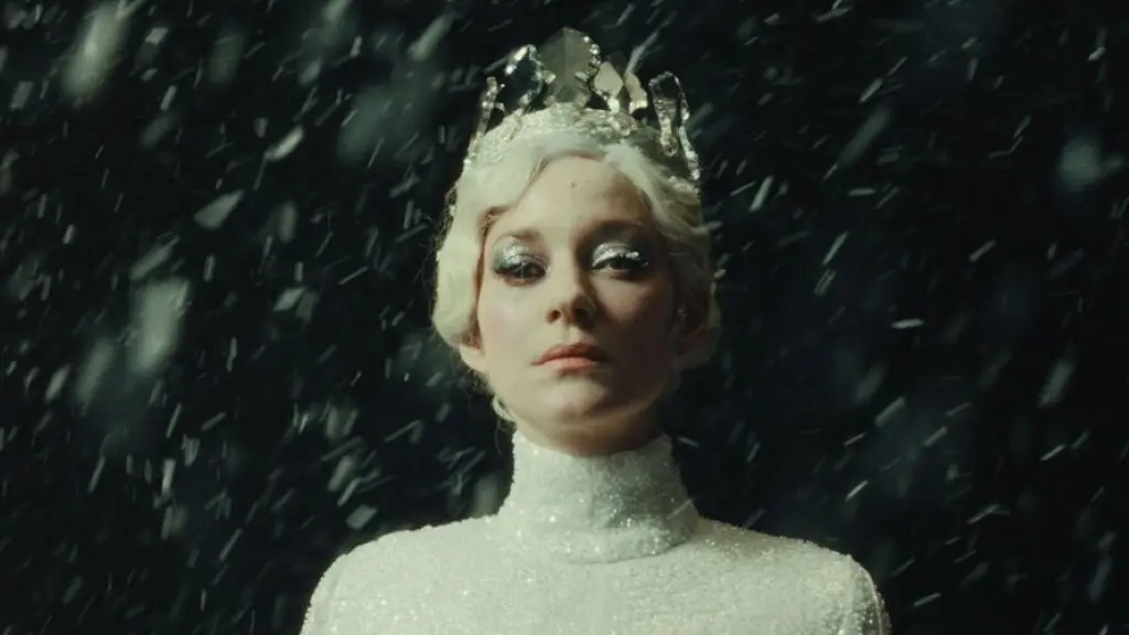 Fotograma e 'The Ice Tower', de Lucile Hadzihalilovic. (Foto: Curtocircu&iacute;to)