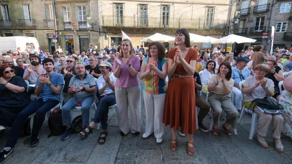M&iacute;riam Louzao, Goretti Sanmart&iacute;n e Ana Pont&oacute;n. (Foto: Arxina)