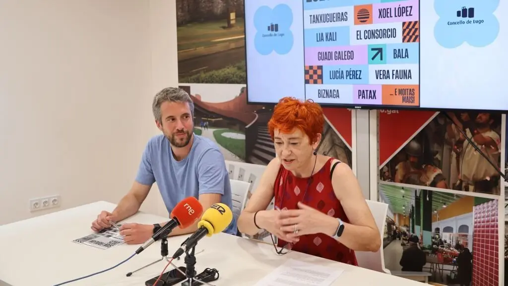Arroxo e Ferreiro, esta quinta feira, na presentaci&oacute;n do adianto do programa de San froil&aacute;n. (Foto: N&oacute;s Diario)