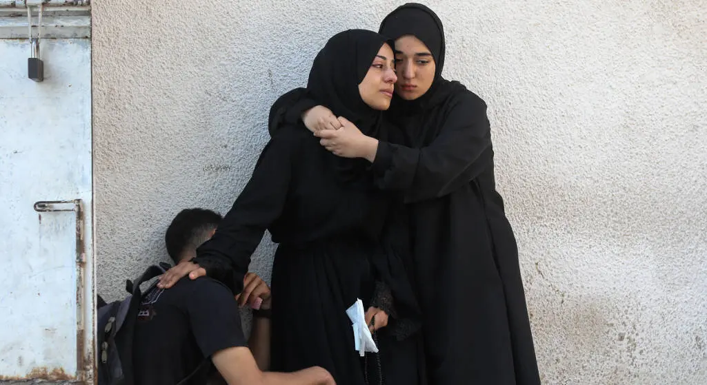 EuropaPress_6814817_june_21_2025_gaza_city_gaza_strip_palestinian_territory_palestinians_mourn