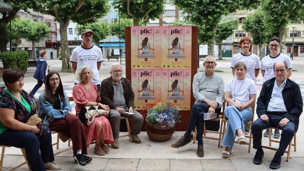 Presentaci&oacute;n da Praza dos Libros de Carballo. (Foto: Concello de Carballo)