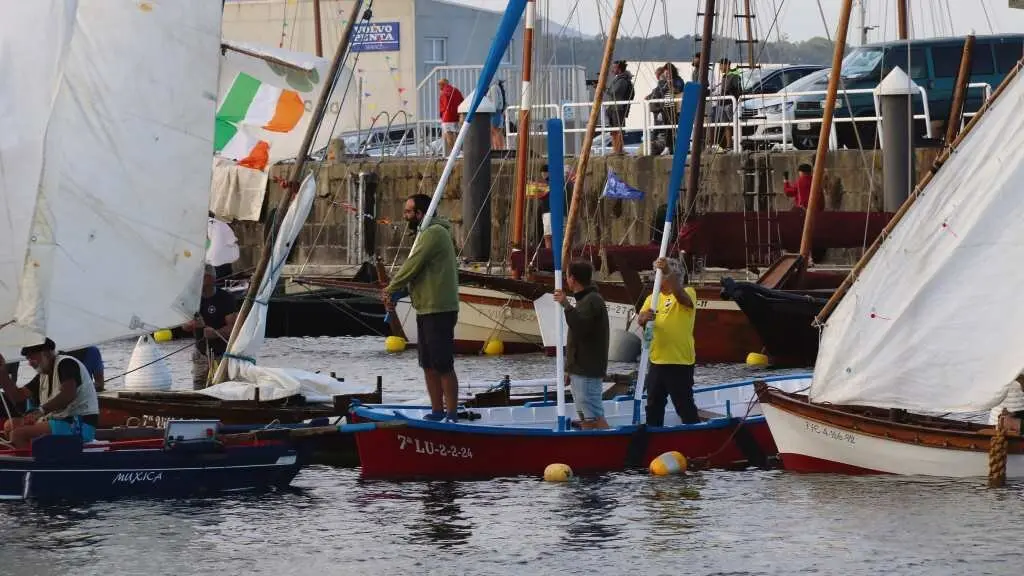 Xornada inaugural do Encontro de Embarcaci&oacute;ns Tradicionais, esta quinta feira 17 de xullo, en Ribeira. (Foto: Concello de Ribeira)