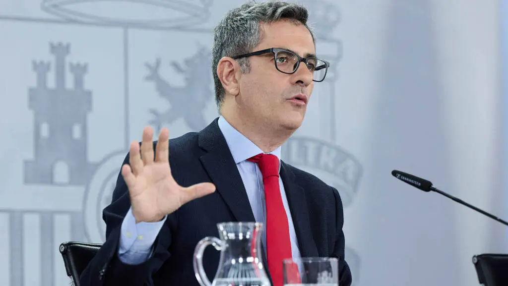 O Ministro da Presidencia, Xustiza e Relaci&oacute;n coas Cortes espa&ntilde;ol, F&eacute;lix Bola&ntilde;os, o 22 de xullo de 2025 na Moncloa, tras a fin do Consello de Ministras e Ministros. (Foto: Jes&uacute;s Hell&iacute;n / Europa Press)