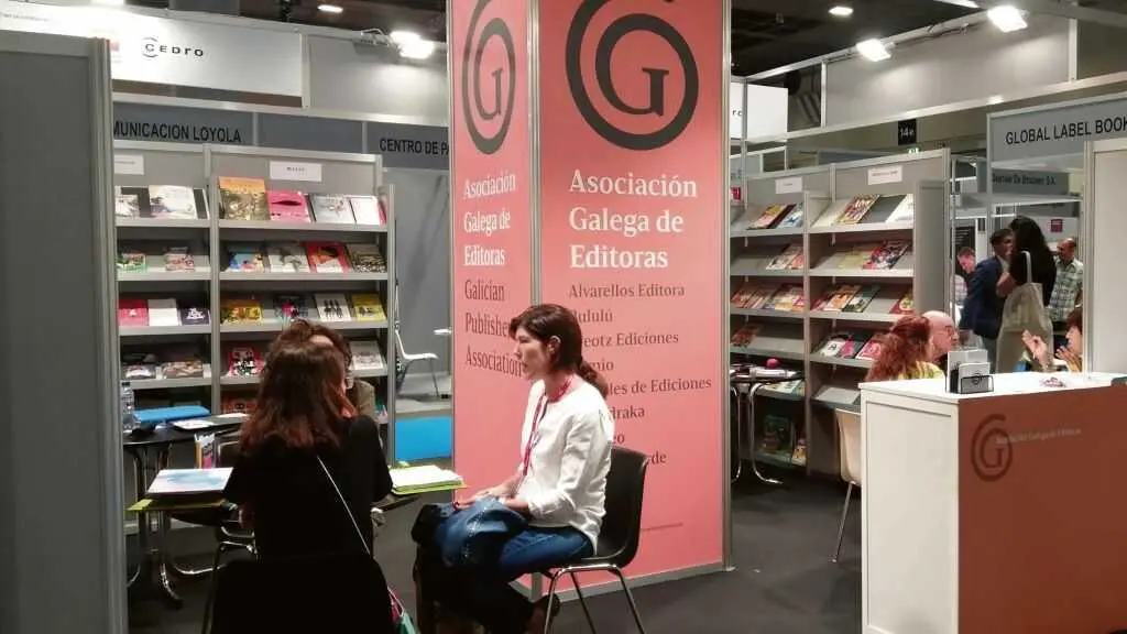 Posto da AGE  na Feira Internacional do Libro en Madrid en 2023. (Foto: AGE)