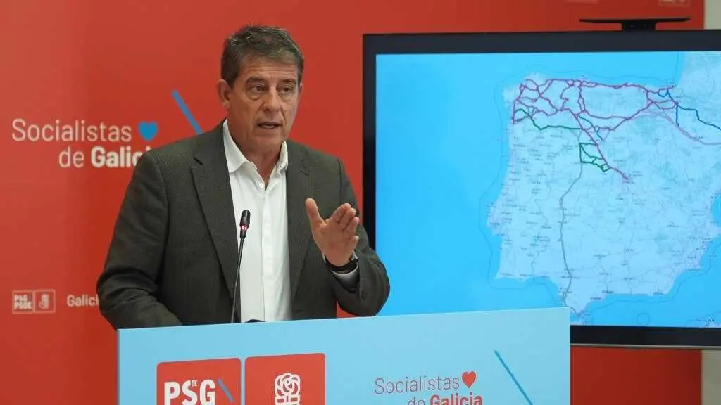 O secretario xeral do PSdeG, Jos&eacute; Ram&oacute;n G&oacute;mez Besteiro, esta segunda feira 13 de outubro. (Foto: N&oacute;s Diario)