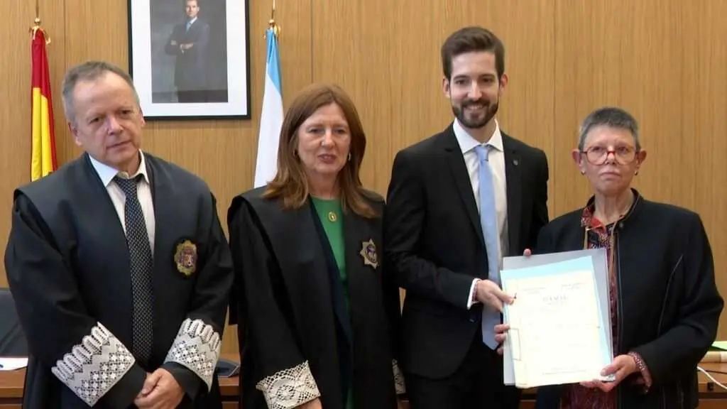 Acto de cesi&oacute;n da declaraci&oacute;n de herdeiros de Castelao. (Foto: Europa Press)
