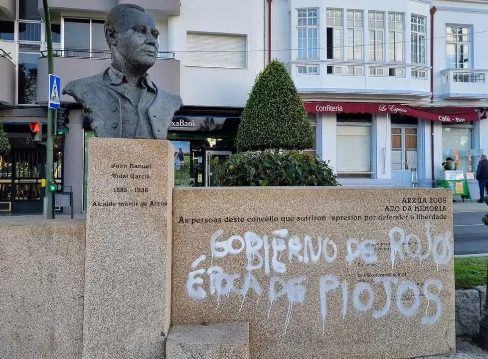 Estatua Juan Vidal 26.10.25