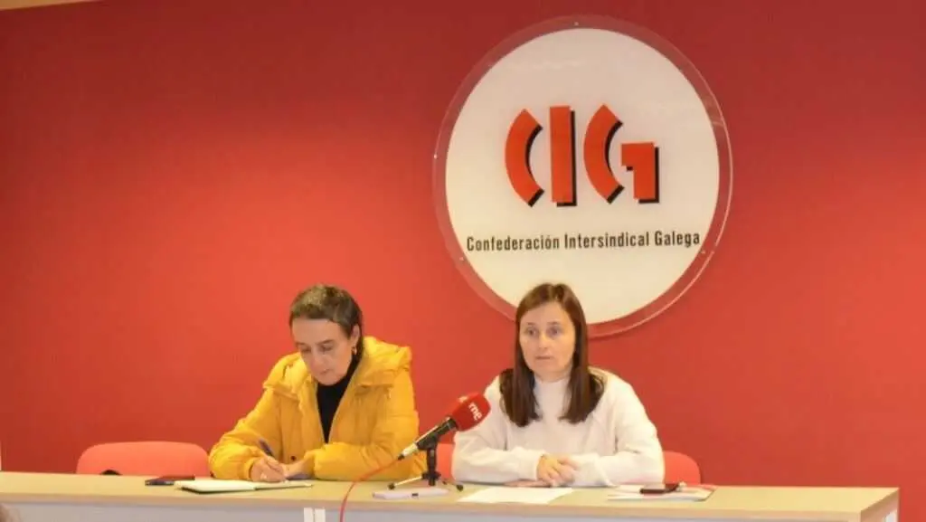 Marta Ferreiro e Laura Arroxo, esta sexta feira, en rolda de prensa.