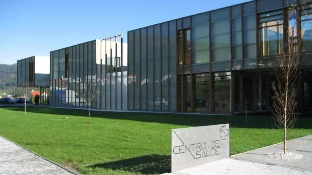 Centro de sa&uacute;de de Muros. (Foto: Concello de Muros)