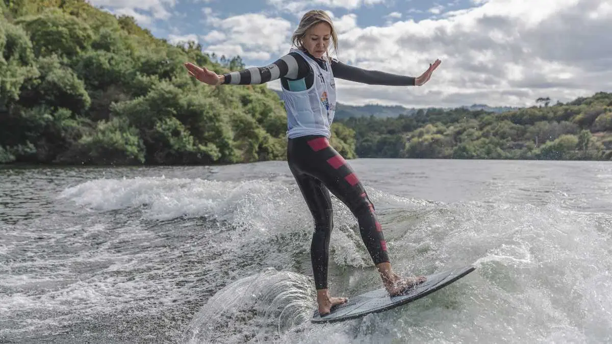 A campioa mundial de wakesurf Nina Ryzhenkova. (Foto Alen P&eacute;rez)