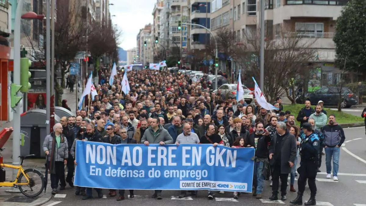 Mobilizaci&oacute;n do persoal traballador de GKN en Vigo, o 1 de febreiro. (Foto: N&oacute;s Diario)