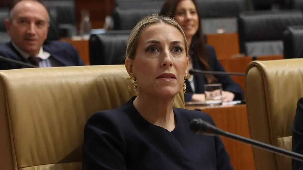 Mar&iacute;a Guardiola, na Asemblea de Estremadura, este 6 de marzo. (Foto: Jorge Armestar / Europa Press)