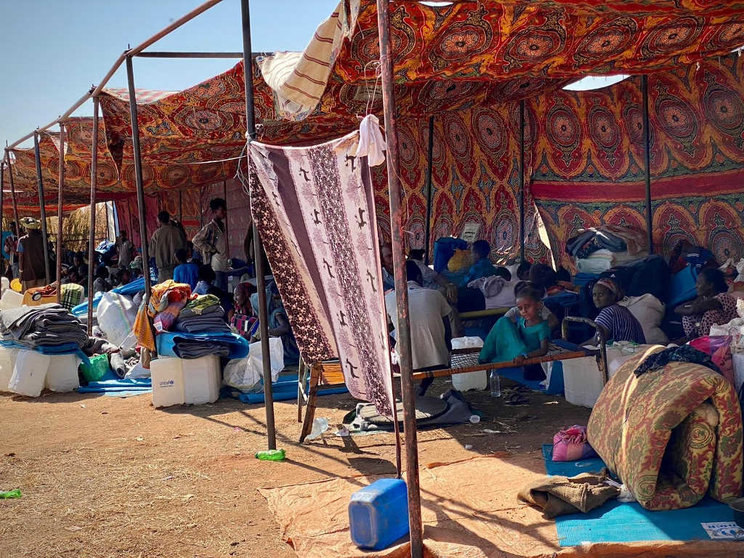 Persoas refuxiadas de Tigrai en territorio de Sudán. (Foto: Will Carter / NRC)