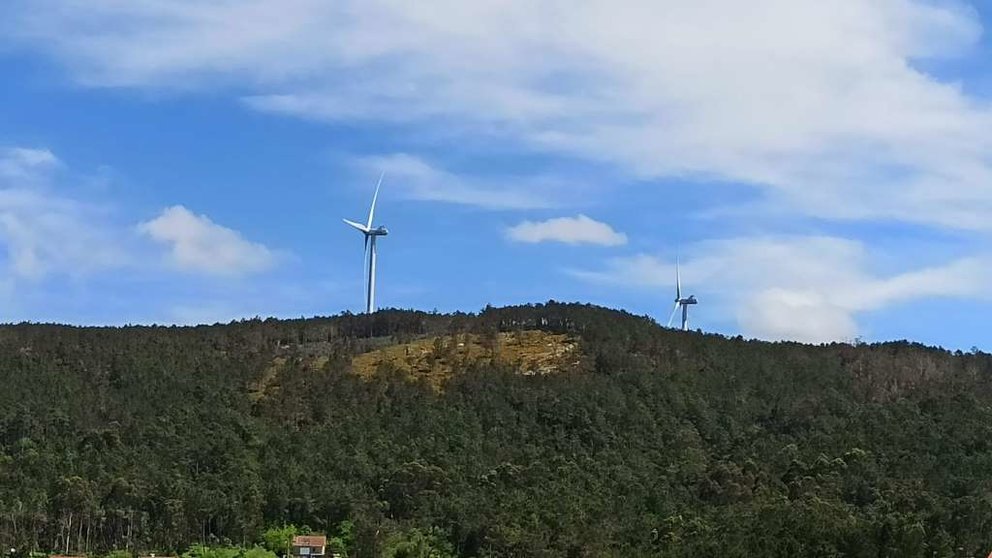 Aeroxerador en funcionamento dun parque eólico da Galiza (Foto: Nós Diario).