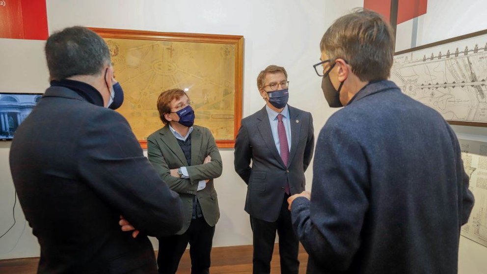 Feixoo visitou este sábado unha exposición sobre Antonio Palacios na compañía de Martínez-Almeida. (Foto: Marta Vázquez Rodríguez / Europa Press)