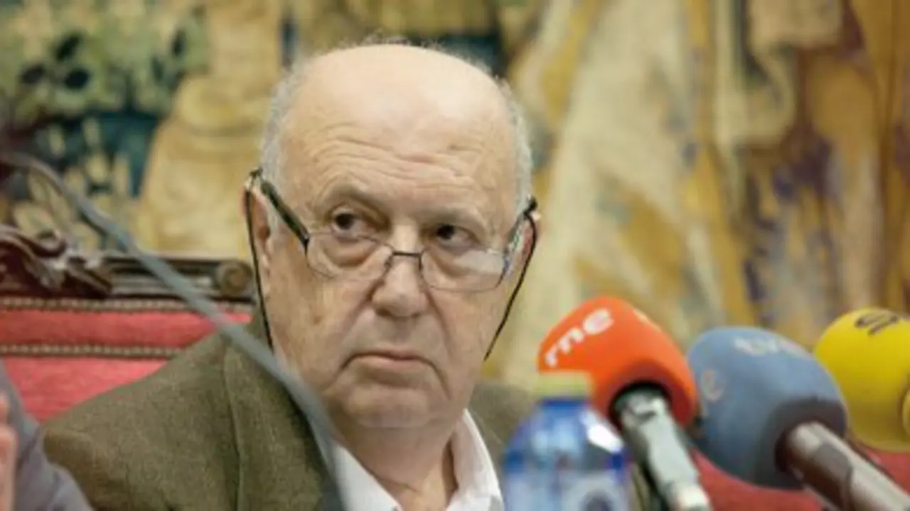 Xos&eacute; Luis M&eacute;ndez Ferr&iacute;n