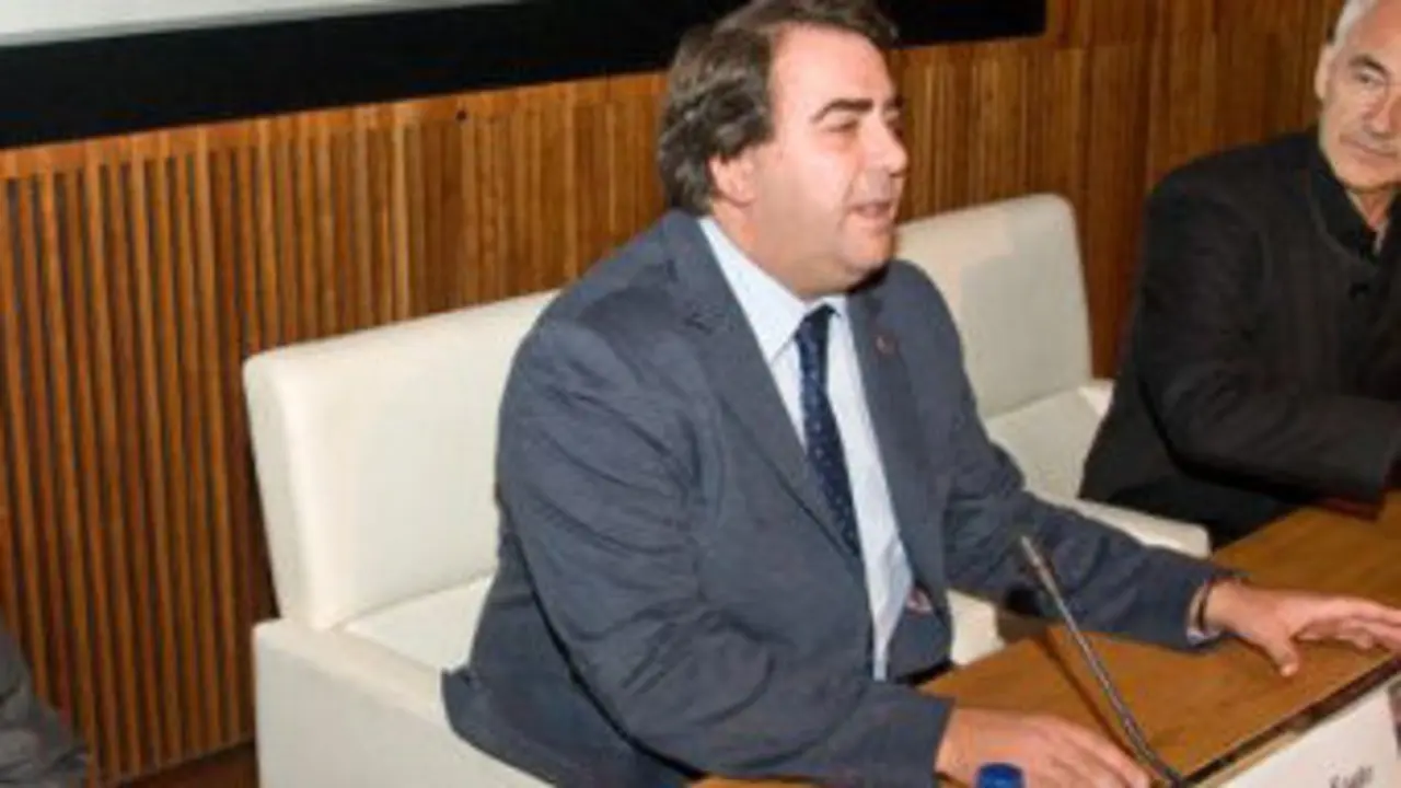 Carlos Negreira