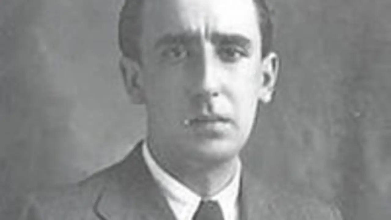 &Aacute;lvaro Cunqueiro 
