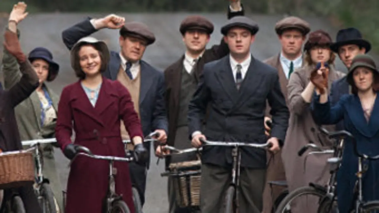 jimmy-s-hall-2014-003-cyclists