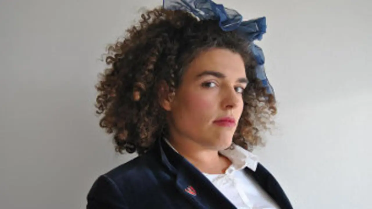 [Imaxe: estherika.wix.com] Esther Carrodeguas