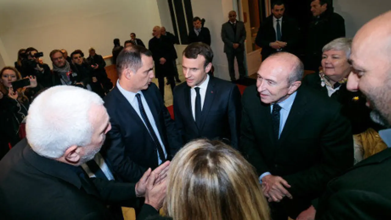 corsega macron