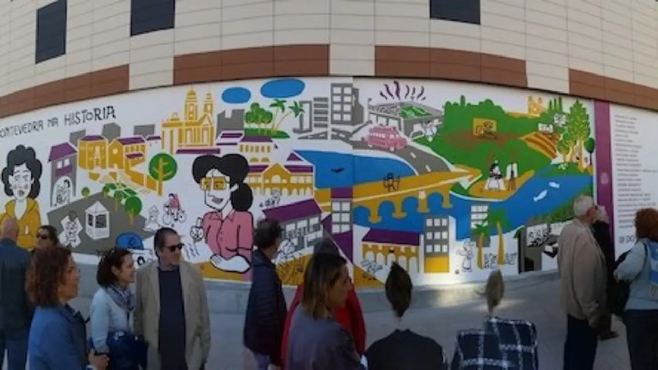 Mural Mulleres na Historia
