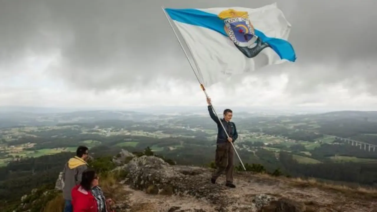 Ascenso ao Pico Sagro [Imaxe: Xan Carlos Garrido]