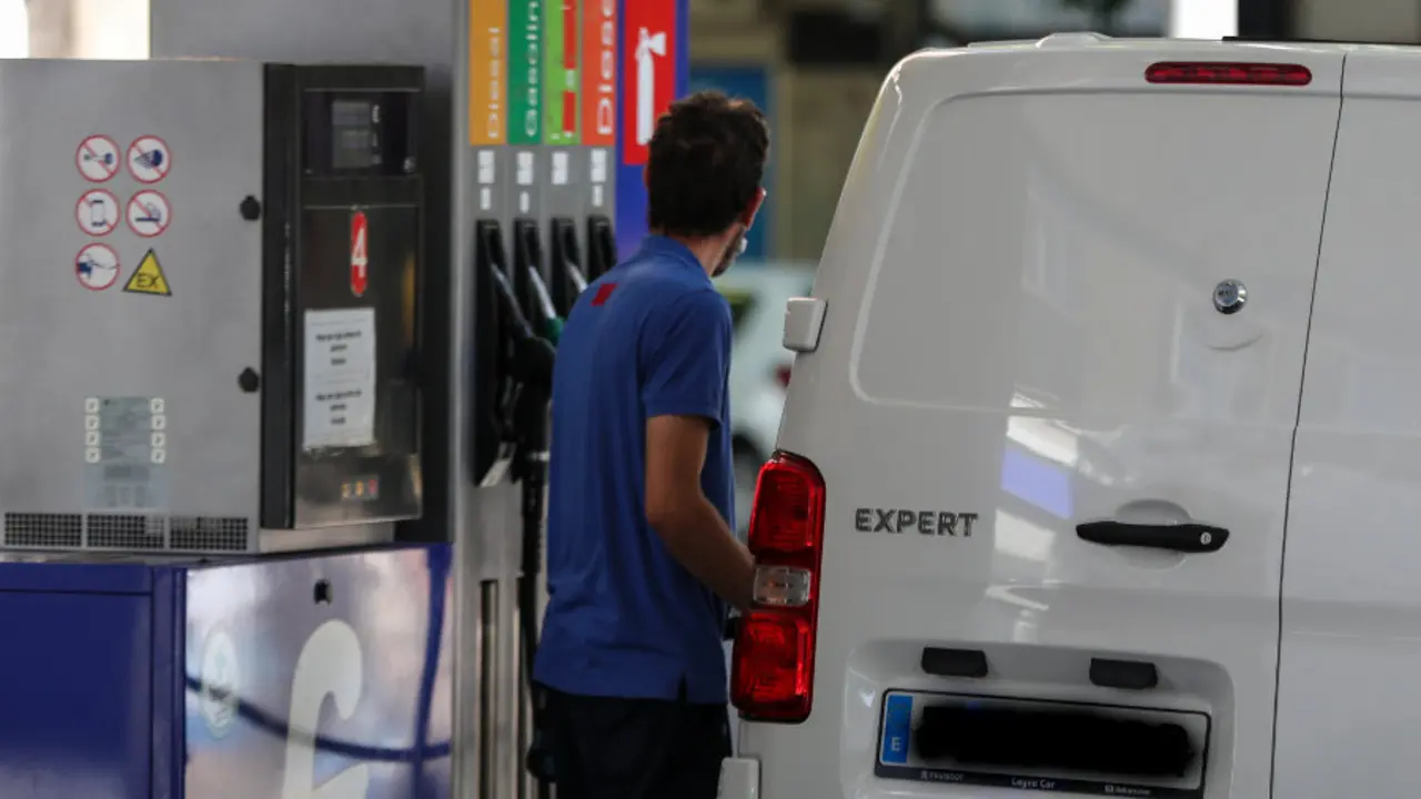 O consumo de combust&iacute;beis aumentou no &uacute;ltimo ano (Europa Press).