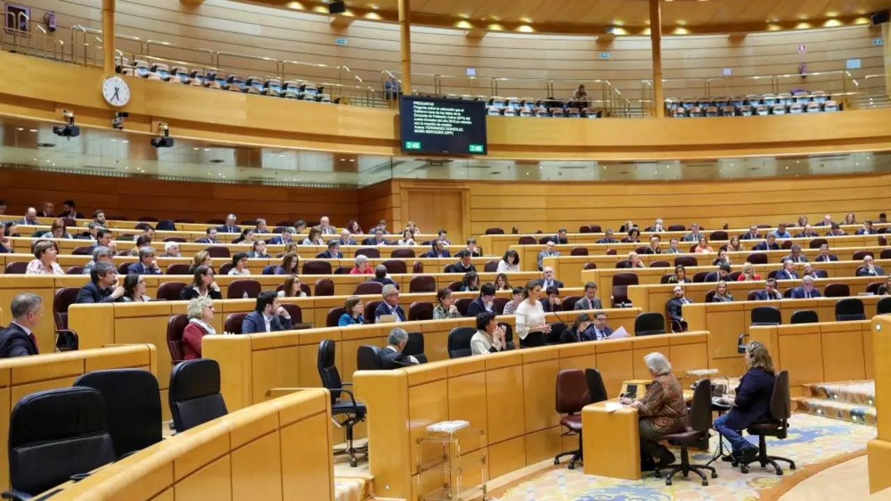 O Senado, onte, na primeira sesi&oacute;n de control ao Goberno (Imaxe: Jes&uacute;s Hell&iacute;n / Europa Press)
