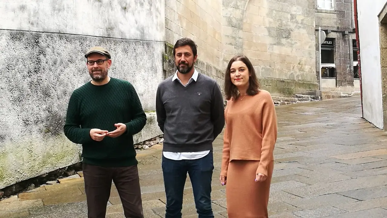 Marti&ntilde;o Noriega, Ant&oacute;n G&oacute;mez-Reino e Eva Solla (En Com&uacute;n-Anova).