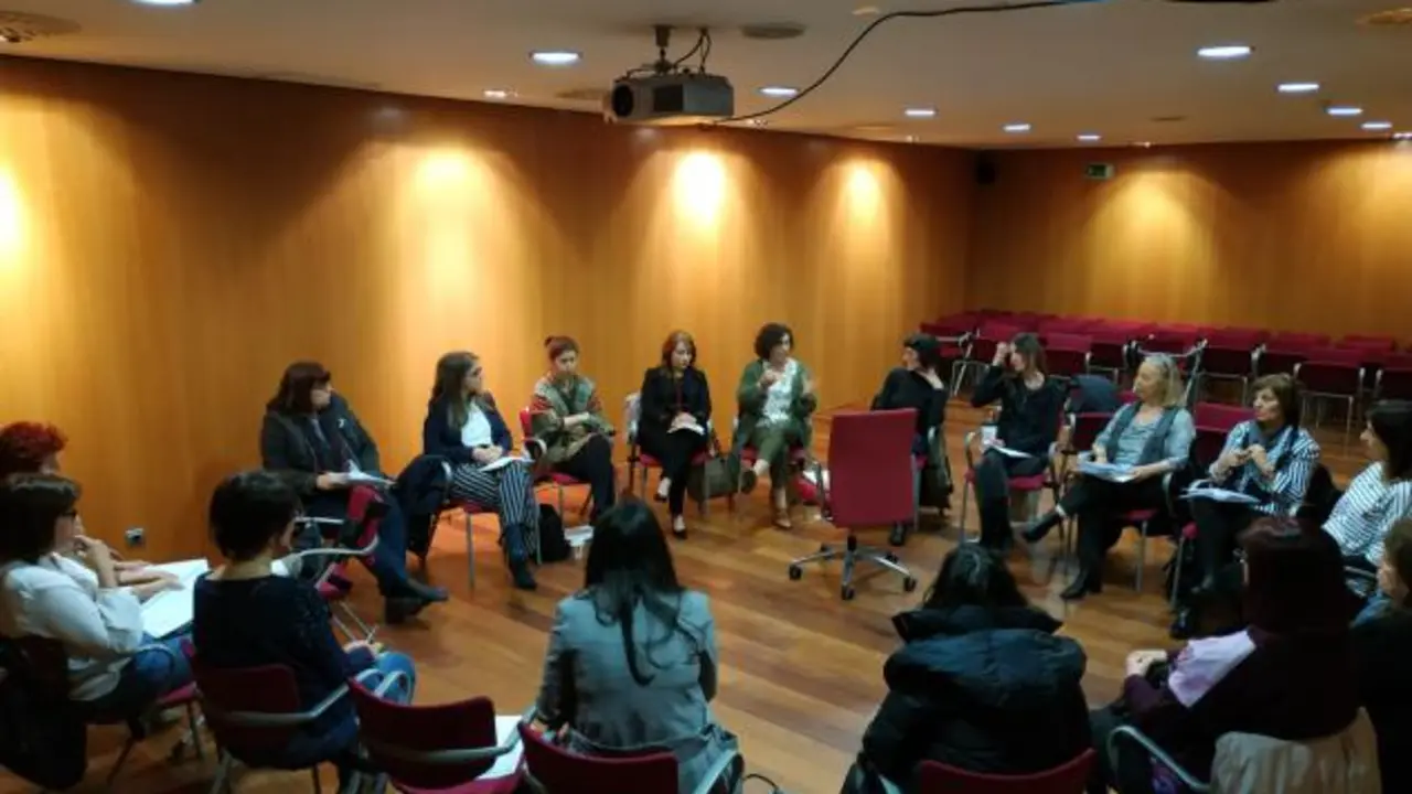 Integrantes do grupo de expertos psicolox&iacute;a de crise (COPG).