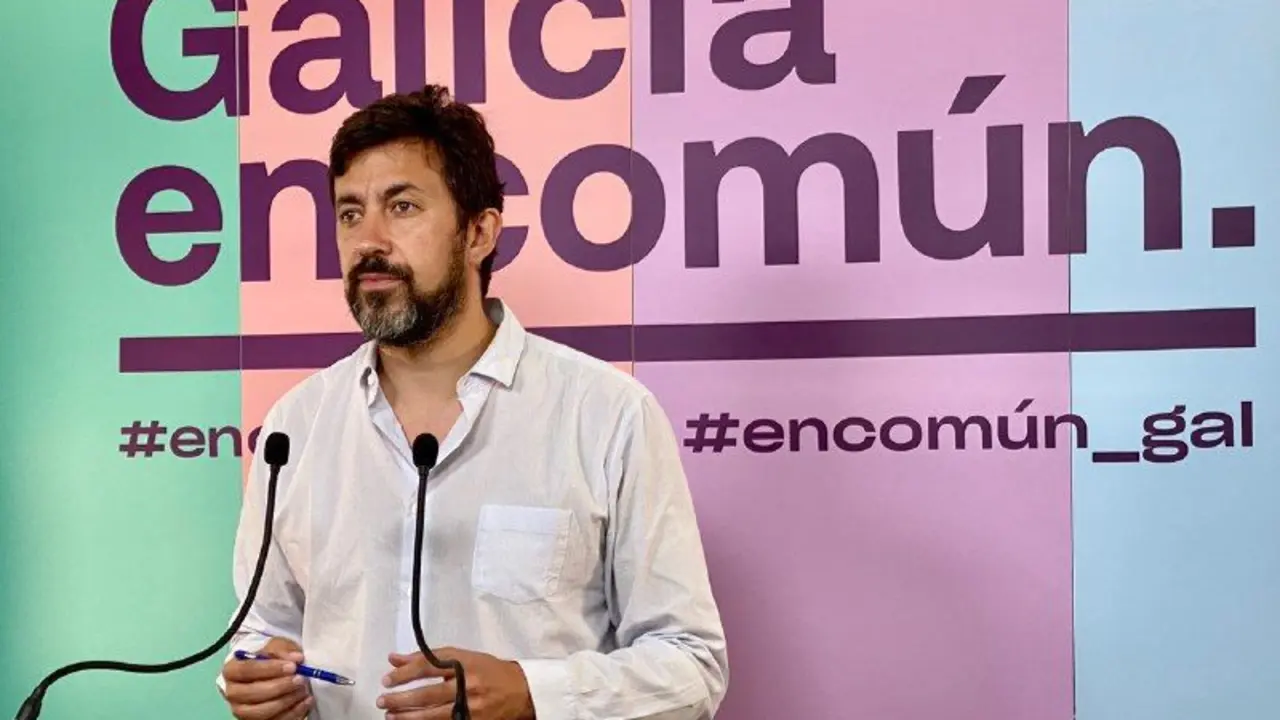 G&oacute;mez-Reino, voceiro de Galicia en Com&uacute;n, onte en rolda de prensa. 