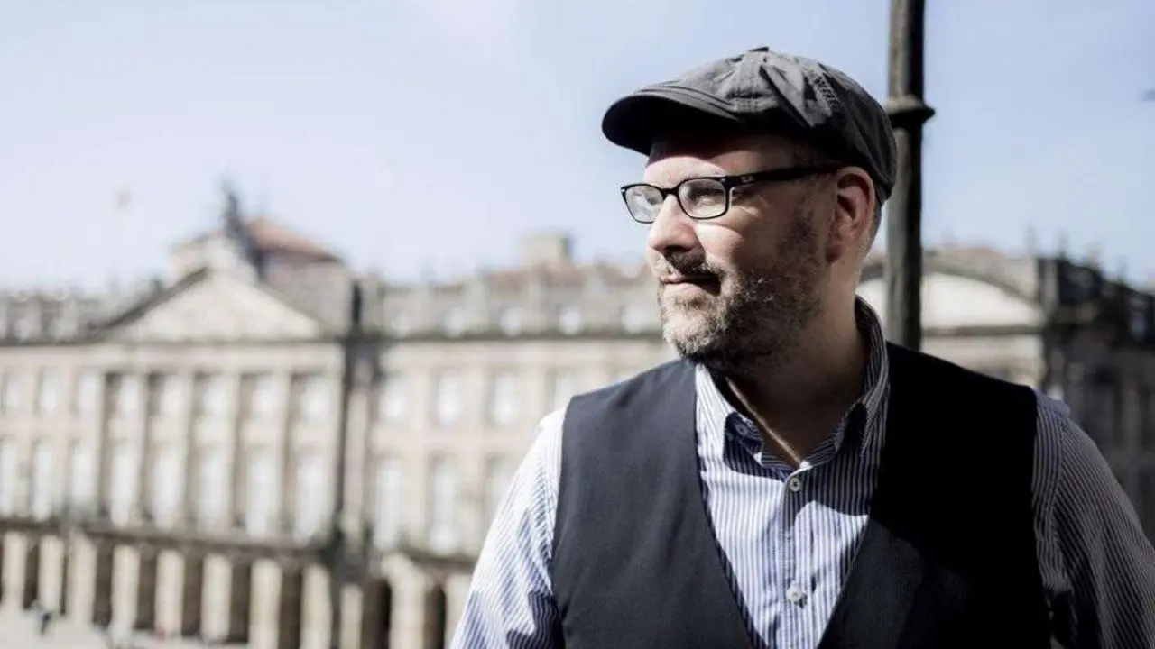 O ex rexedor de Teo e Compostela e l&iacute;der de Anova, Marti&ntilde;o Noriega, &eacute; candidato ao Parlamento. 