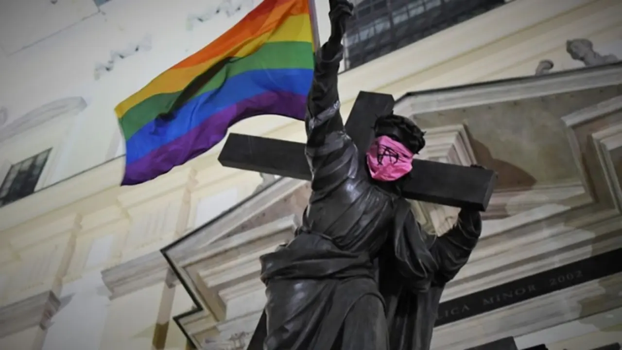 xesucristo_polonia_gay_twitter