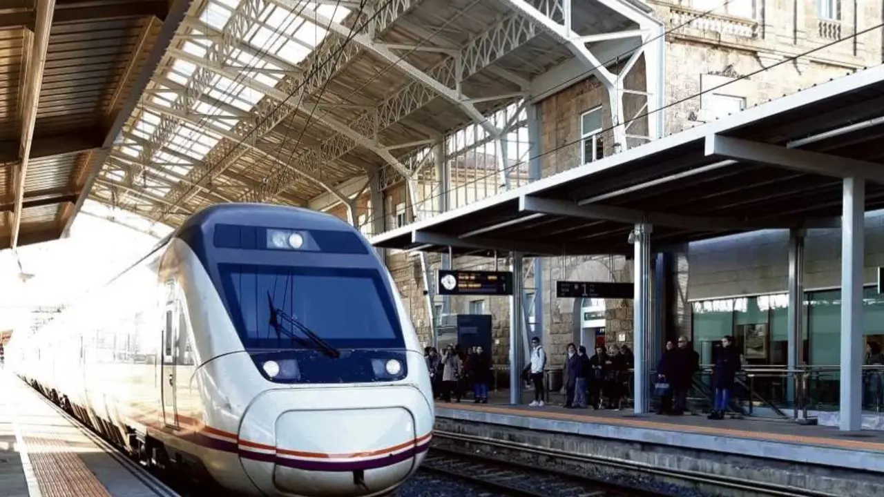 Estaci&oacute;n tren Compostela