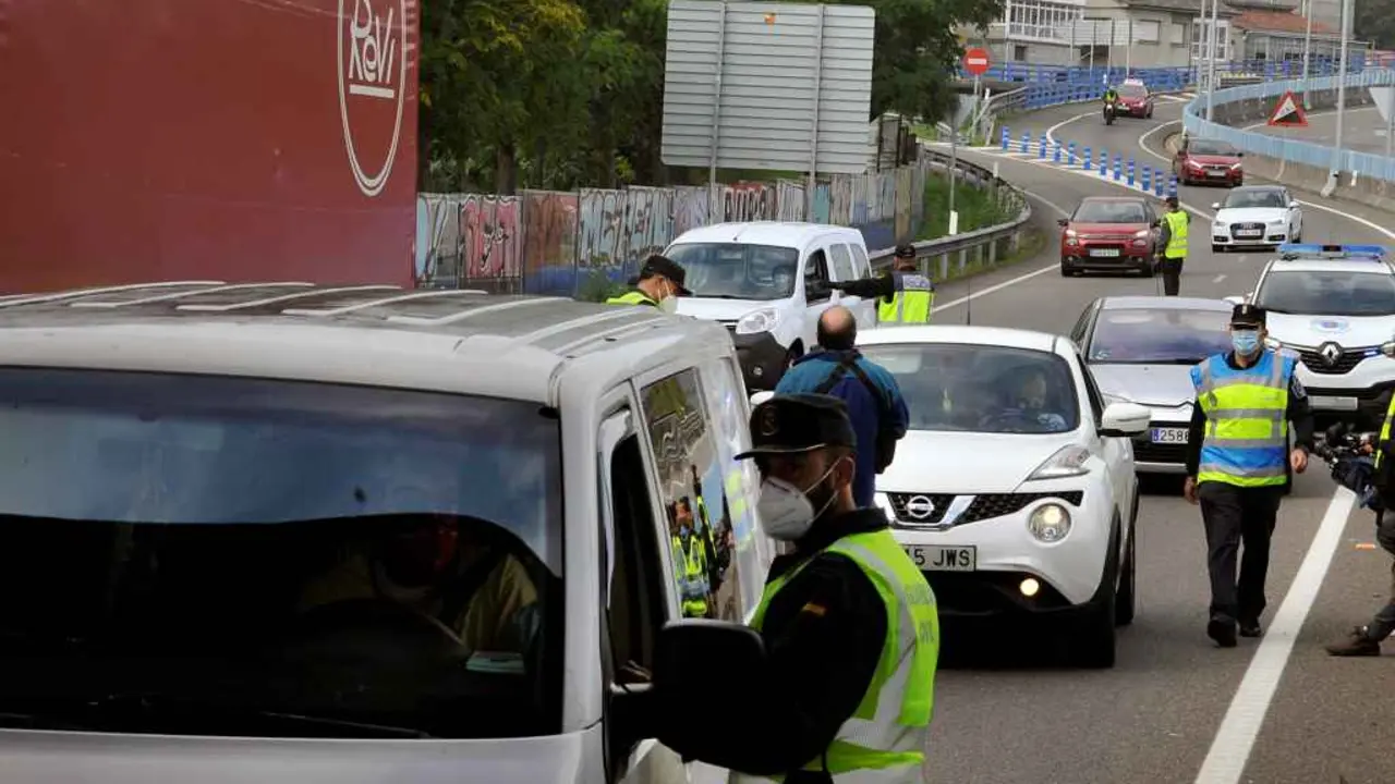 Controis de mobilidade en Ourense (Imaxe: Europa Press).